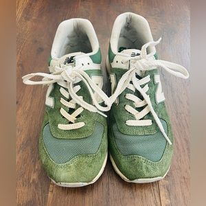 Men's 574 New Balance- size 7.5